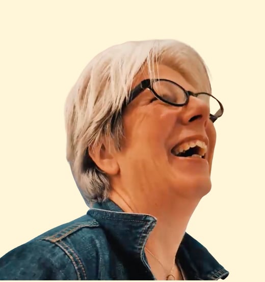 ArianLaughing,ColoredBackground